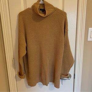 American Eagle Oversized Turtleneck Sweater Size Medium